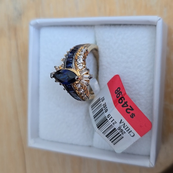FINE JEWELRY GORGEOUS! 14K GOLD OVER SILVER BLUE AND WHITE SAPPHIRE RING SIZE 6 - Picture 13 of 13